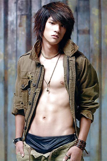 Belleza de pelo largo 6
 #22902848