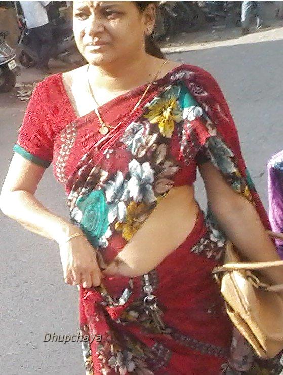 Desi tías
 #24121500