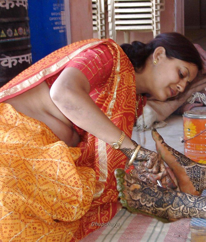 Desi tías
 #24121532