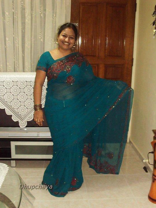 Desi tías
 #24121555