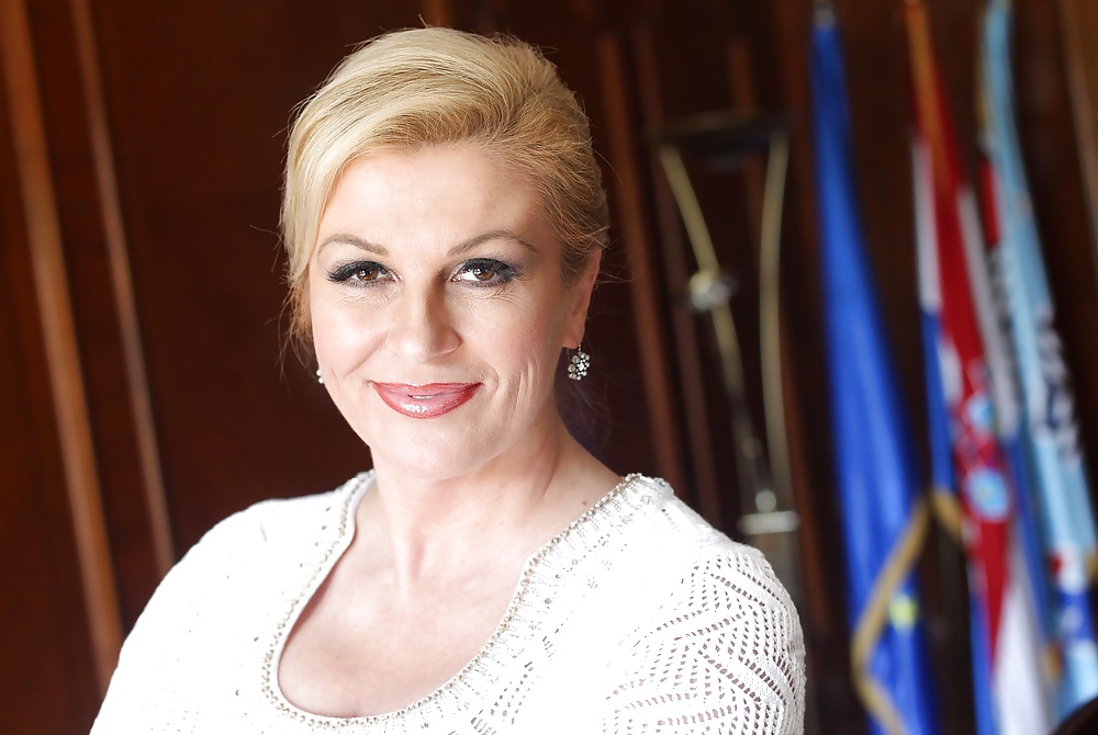 Amor masturbándose con la conservadora kolinda grabar-kitarovic
 #40116194