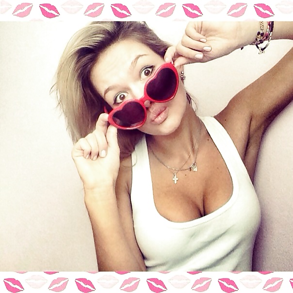 Anya russian bitch 
 #30823353