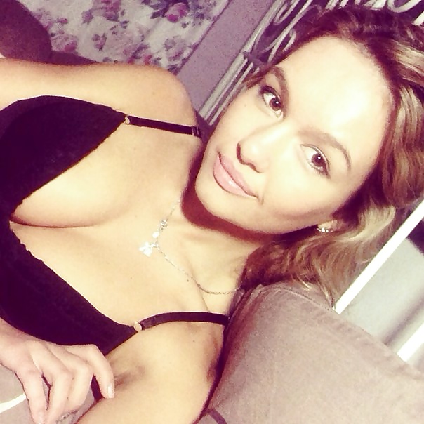 Anya russian bitch 
 #30823382