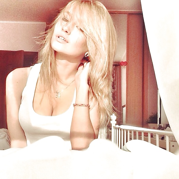 Anya russian bitch 
 #30823385