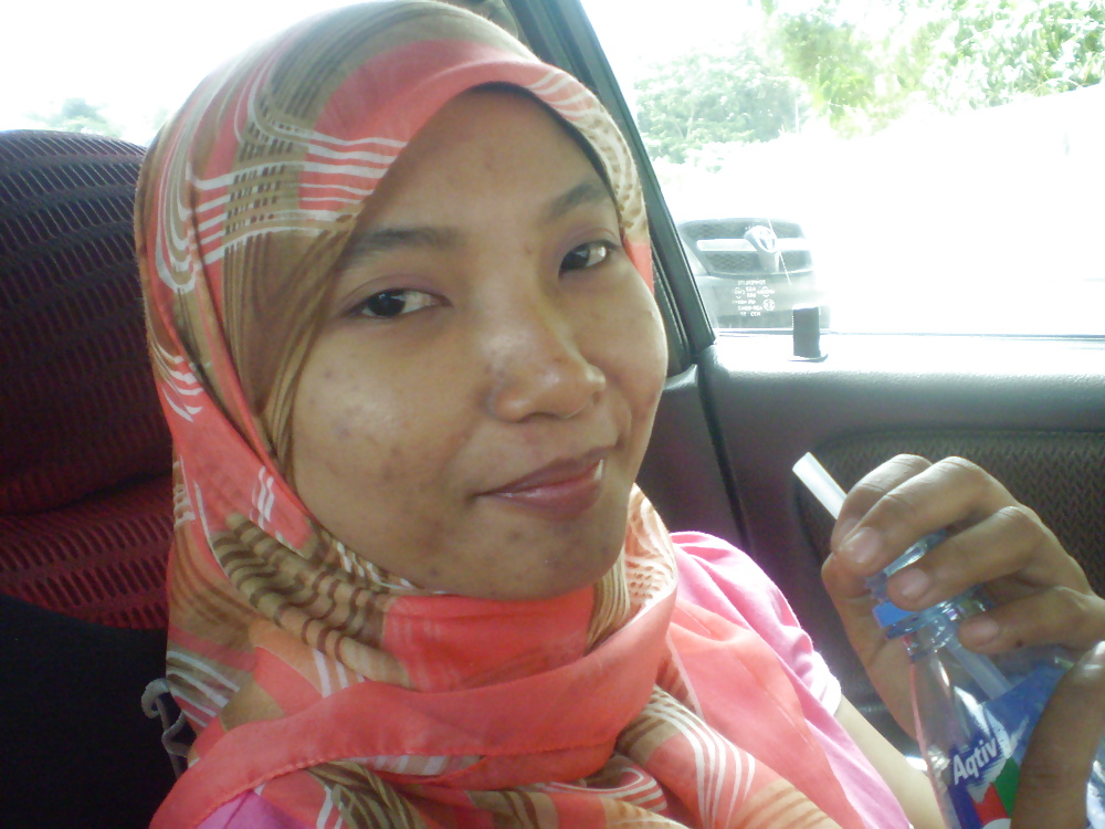 Lagi tudung #24116144