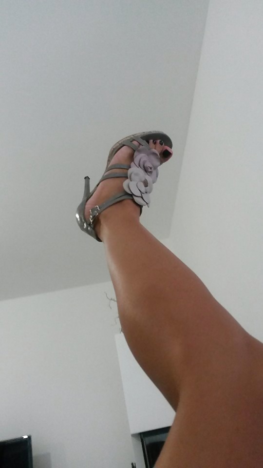 Mis pies 1
 #30567614