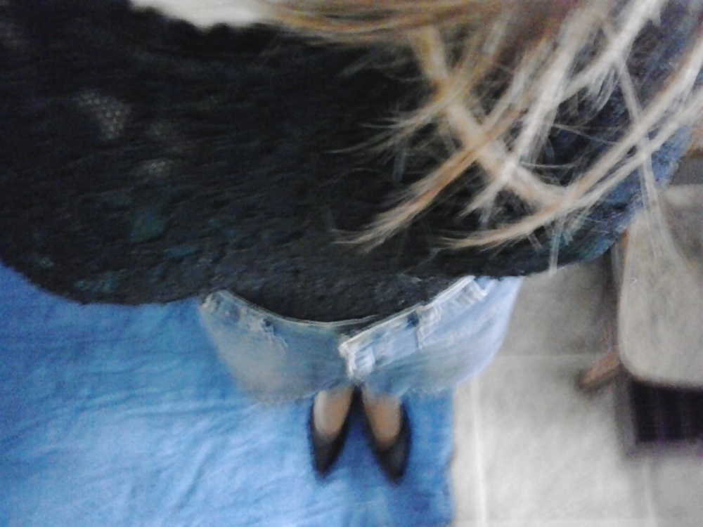 Yo vestida
 #32293750