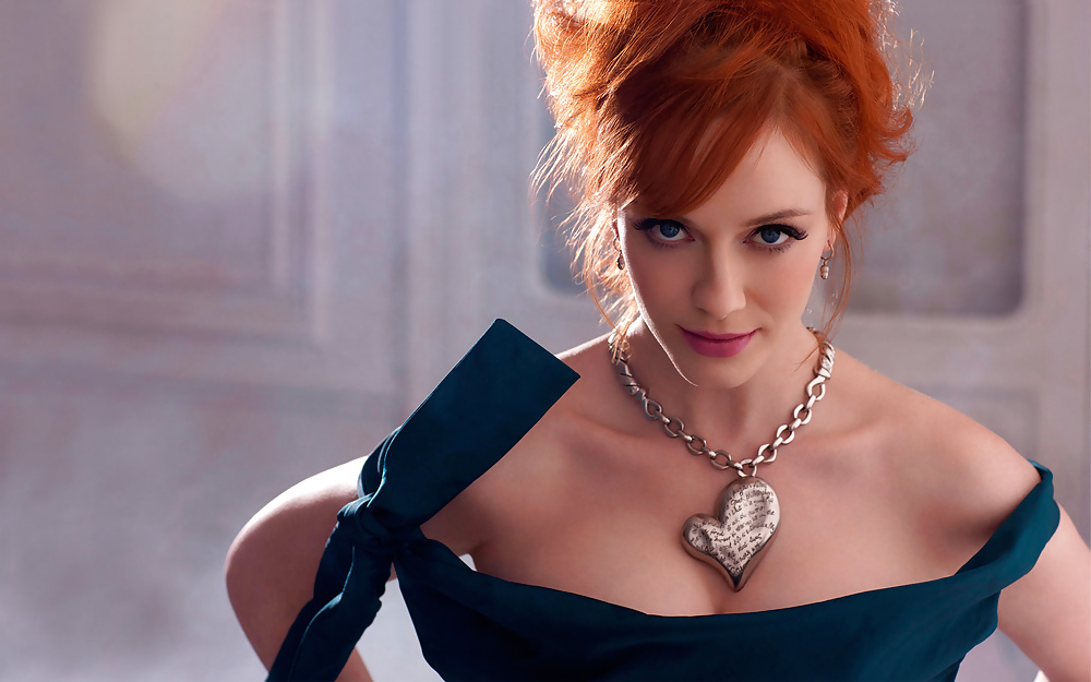 Banco de pajas 8 - christina hendricks
 #40511186