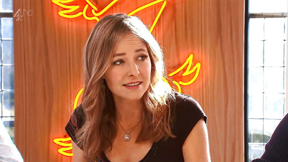 Alice roberts
 #24480177