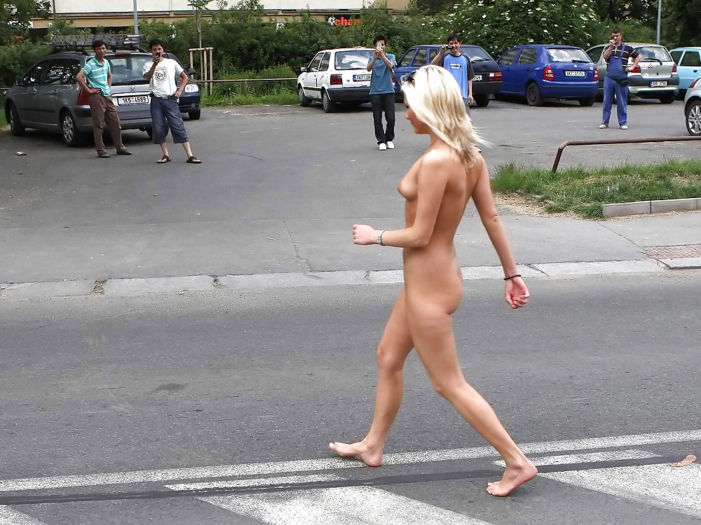 Nude in public 33 #40775988