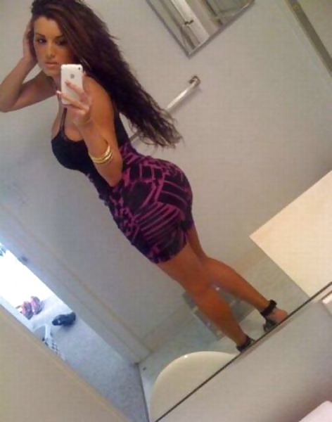 Chicas con vestidos sexys ajustados
 #33287036