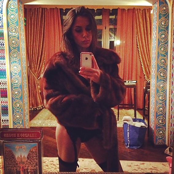 Alyona Ponomarenko #25303996