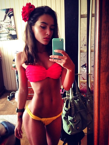 Alyona Ponomarenko #25304323