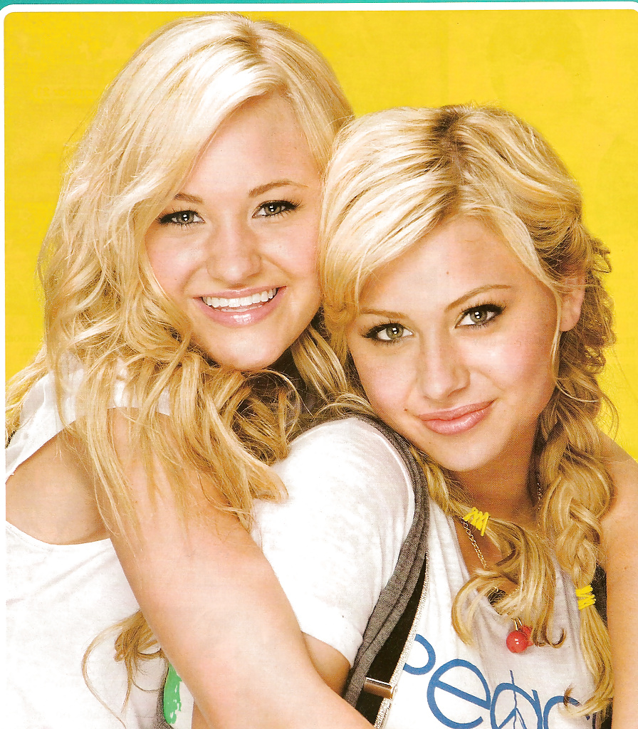 Aly & aj
 #39944603