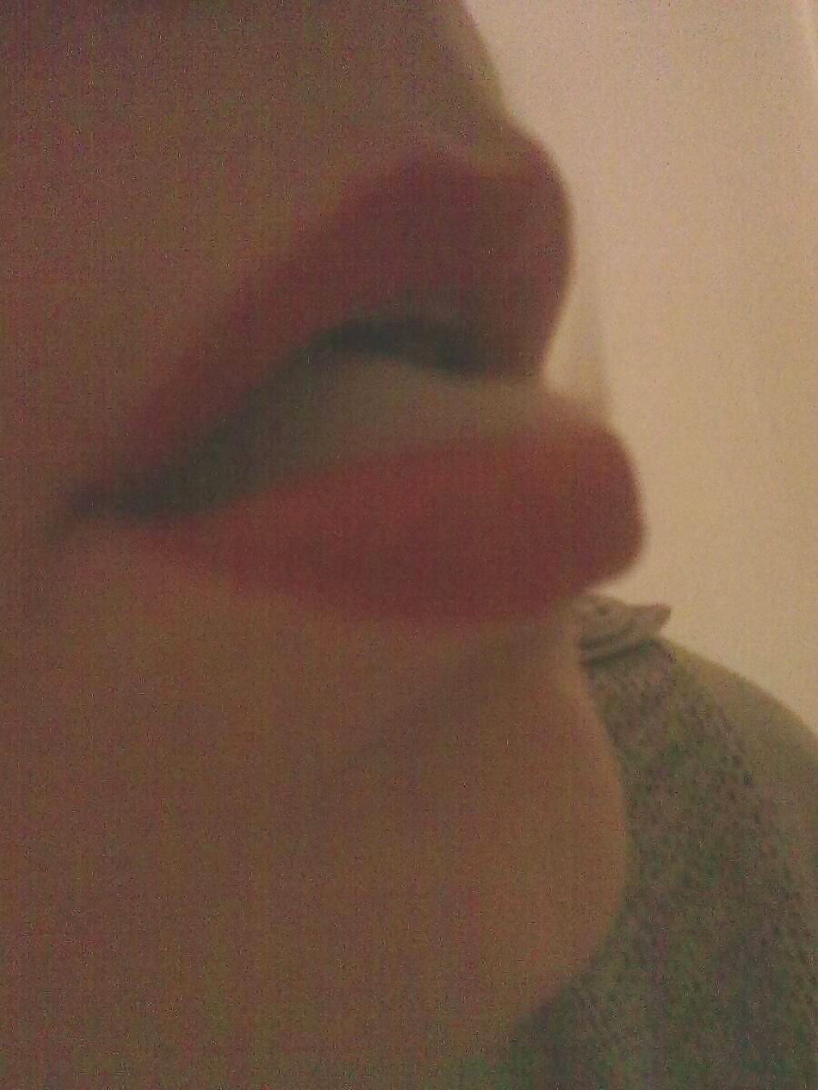 This lips are not made for walking #39321283