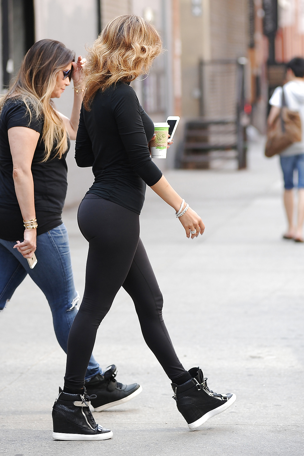 Jennifer Lopez Spandex Butin #31237245