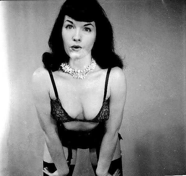 Bettie Page #34140070