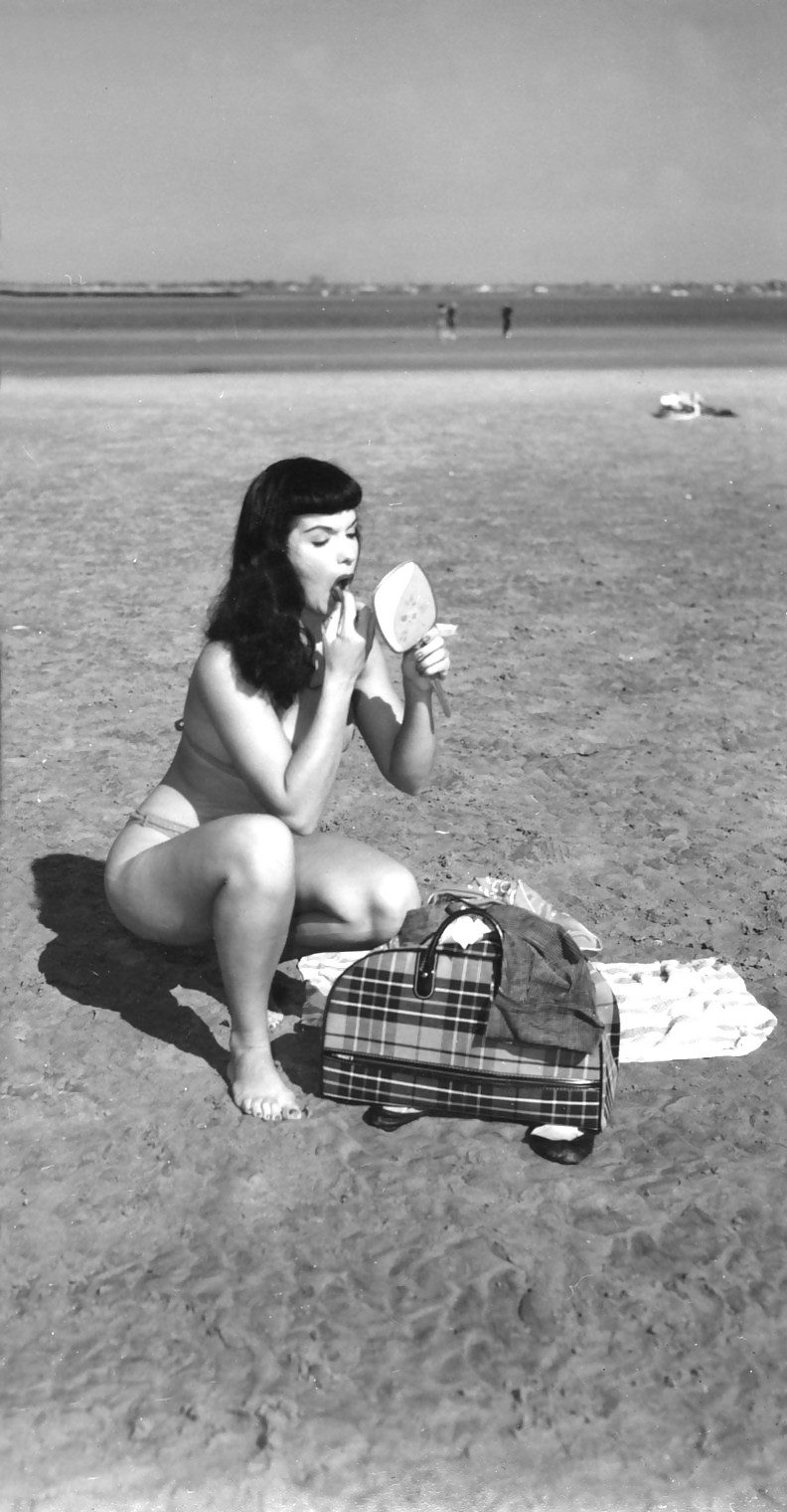 Bettie Page #34140198