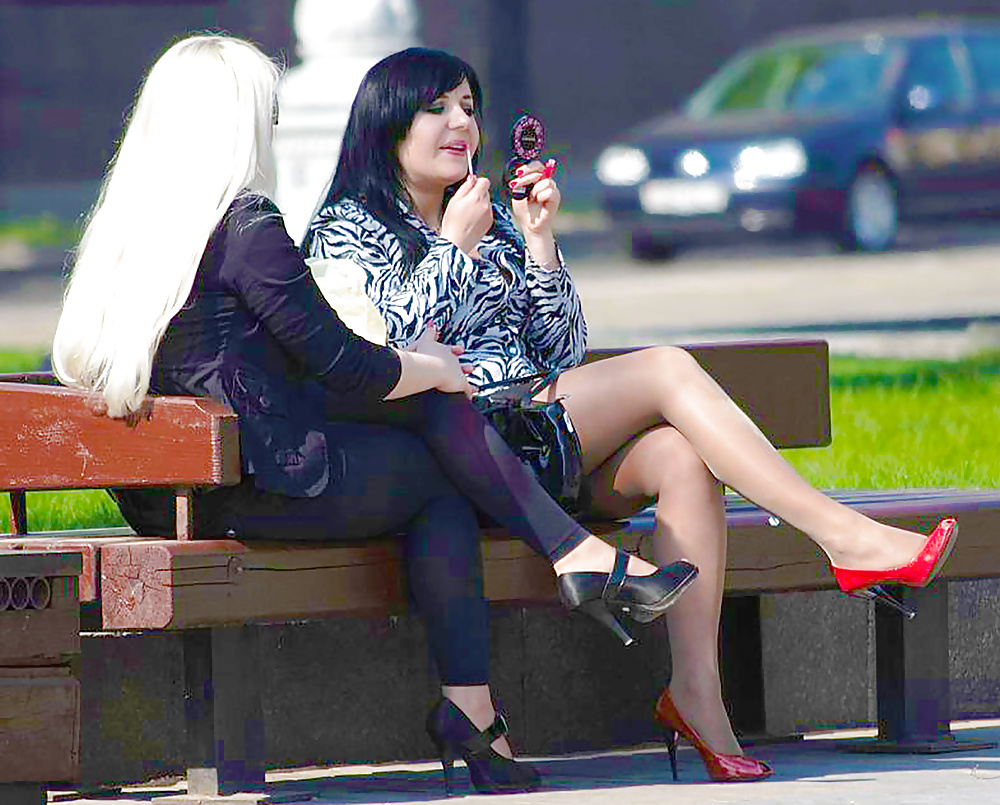 Mütter - Straße Candids #26867469
