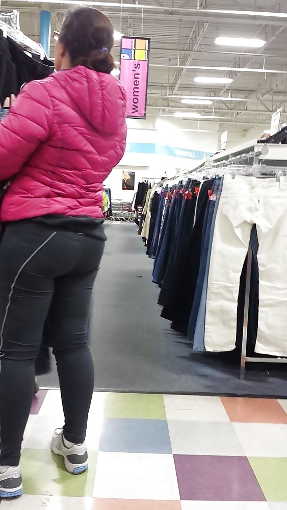 Candid big ass booty in tight leggings huge butt mature #38850603