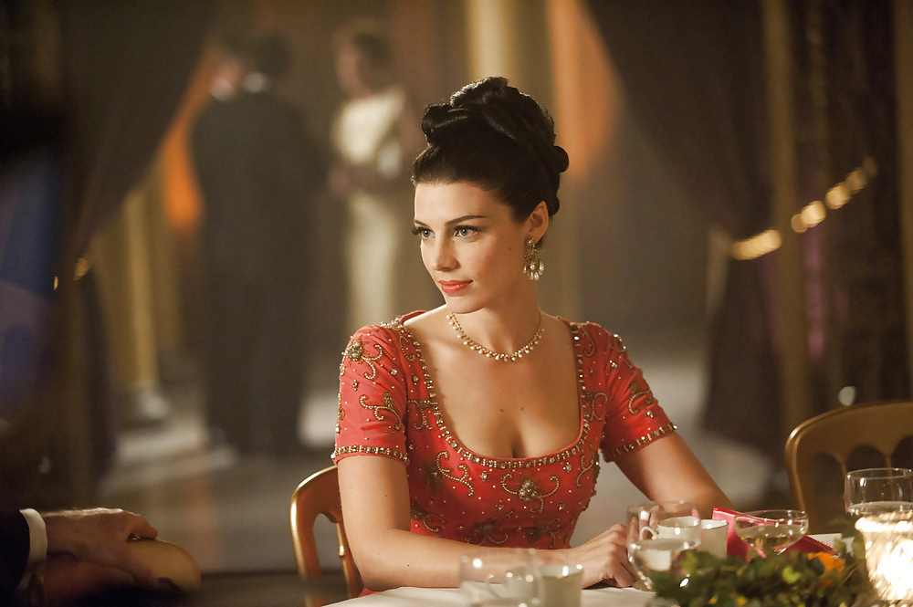 Jessica pare
 #33710644