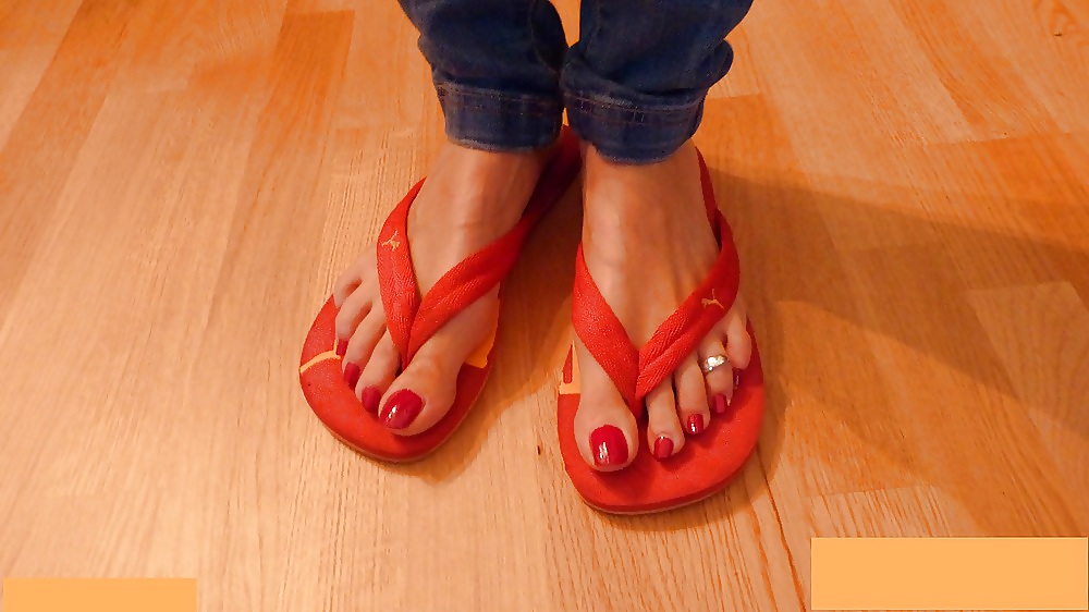 Long toenails and long toes #36706540