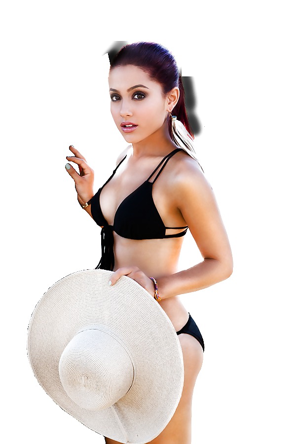 Ariana grande
 #23137604