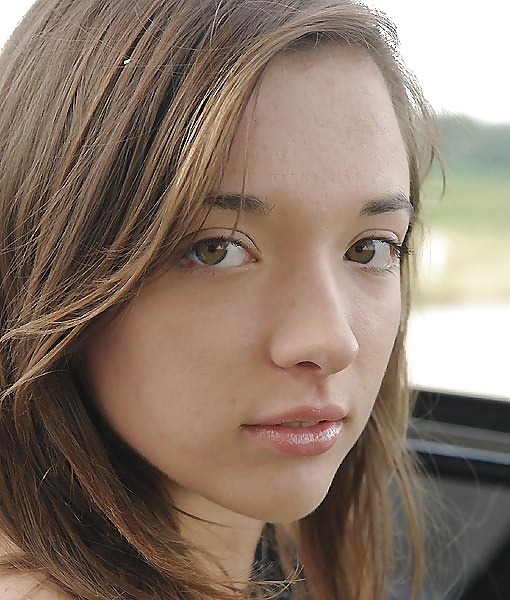 Teenie 795 #33063058