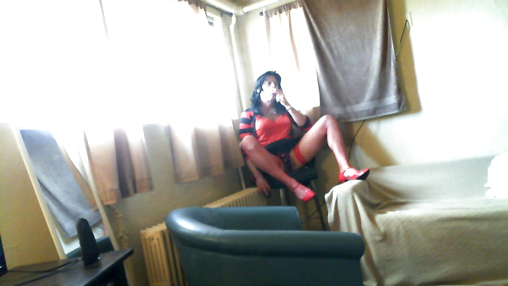 Lisa Liebe In Rot #25943413