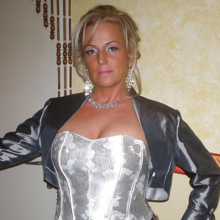 Amateur Sexy Wifes (nn) #37639770