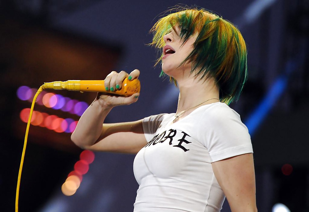 Hayley Williams #24808815