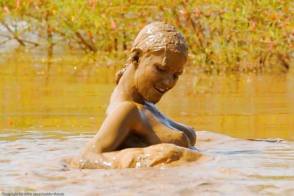 Mud girls in quicksand #33292592