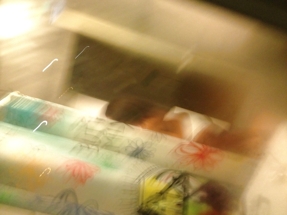 Espiar a una mujer en topless
 #36525912