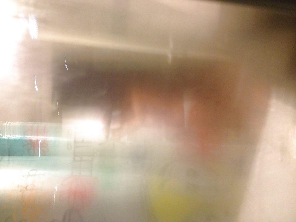 Espiar a una mujer en topless
 #36525955