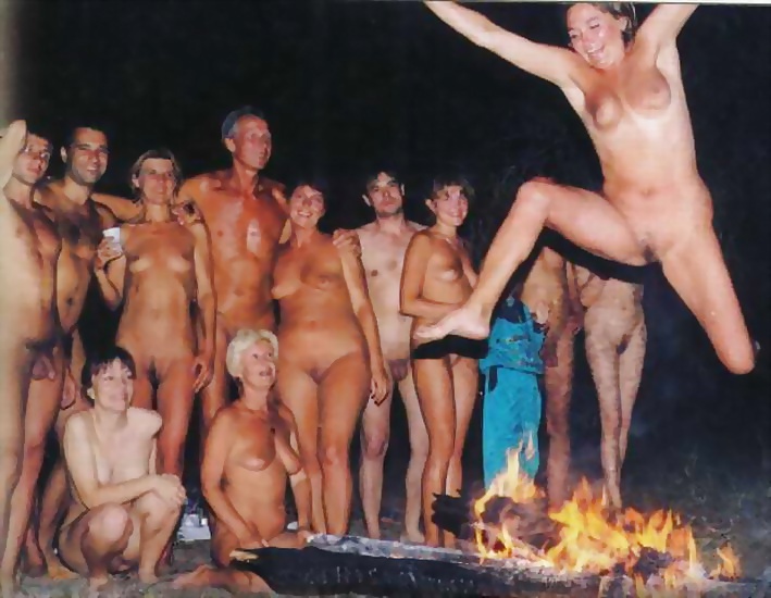 Groups Of Naked People - Vintage Edition - Vol. 8 #28960470