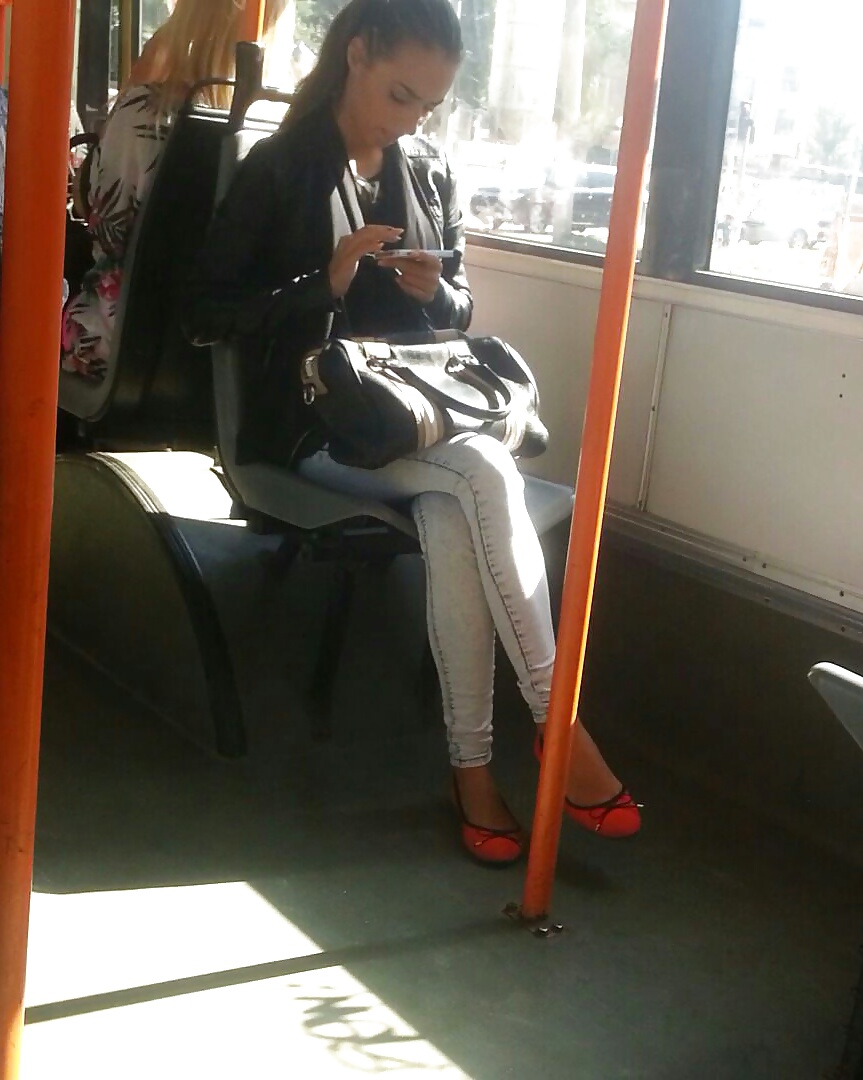 Spion Sexy Teenager In Bus Rumänisch #32366121