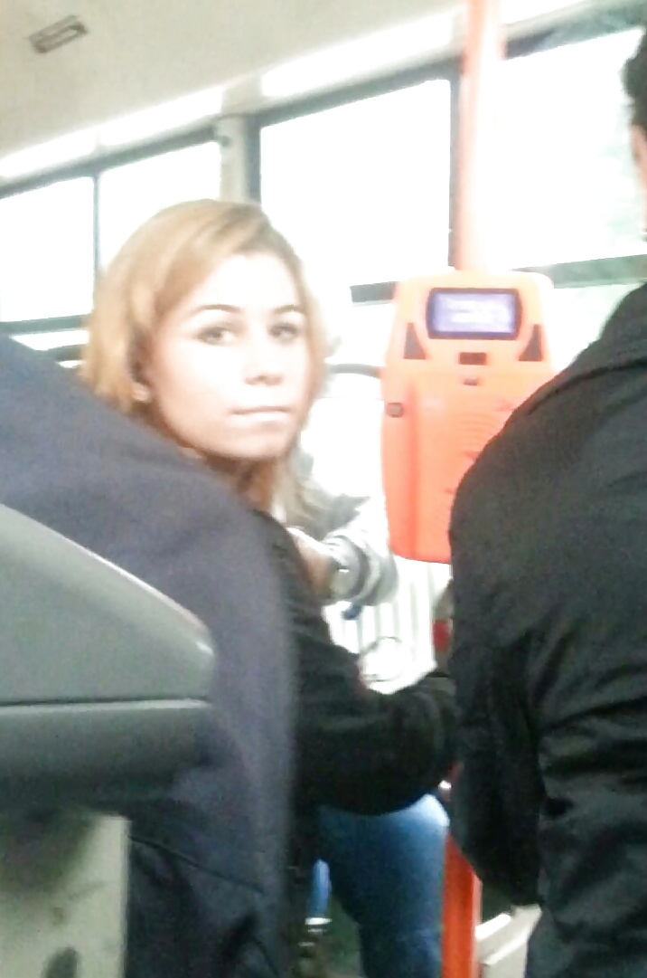 Spion Sexy Teenager In Bus Rumänisch #32366146