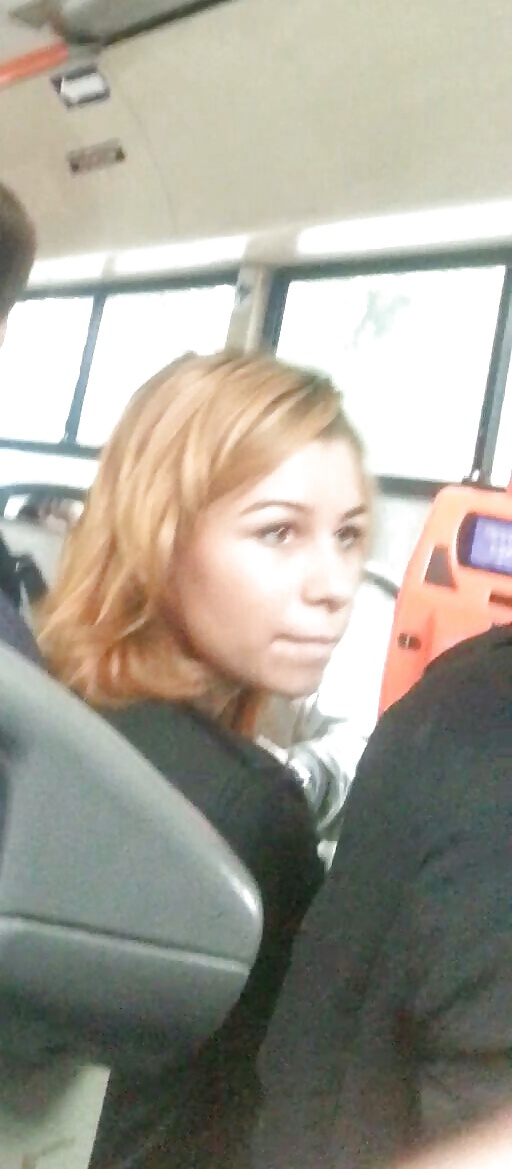 Spion Sexy Teenager In Bus Rumänisch #32366155