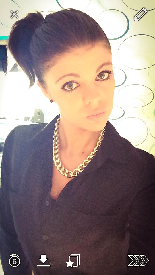 Stacy la ch'ti qui aime la bite
 #27918104