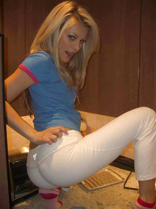9 Perfect Babes In Leggings Part # 16 #36602183