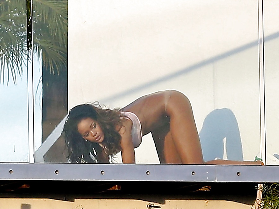 Rihannas Durchgesickerten Bilder !!! #28173824
