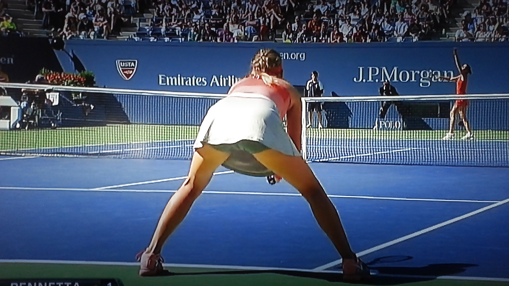 Azarenka wet spot at US Open #23652794