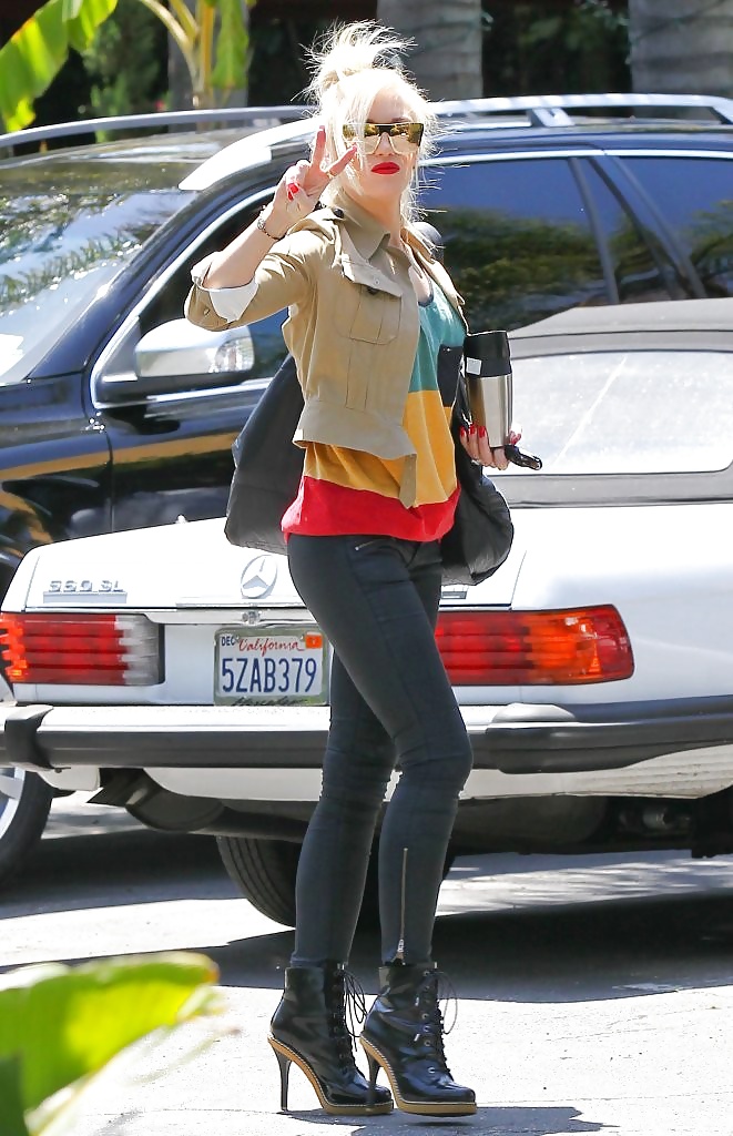 Gwen stefani lnm parte 2 de 3 (ccm)
 #31101848