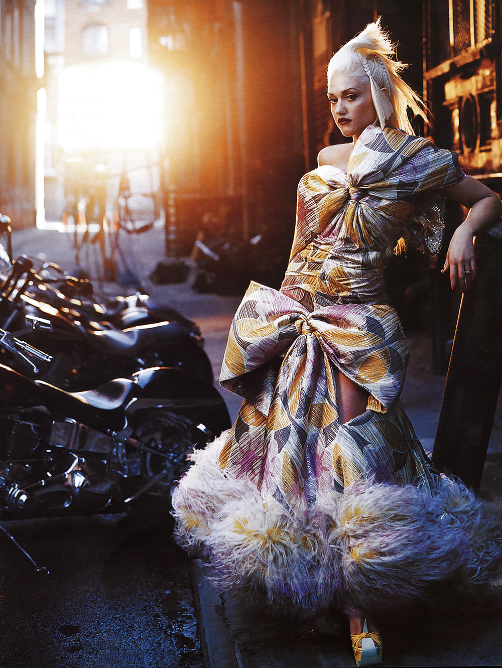 Gwen stefani lnm parte 2 de 3 (ccm)
 #31102049