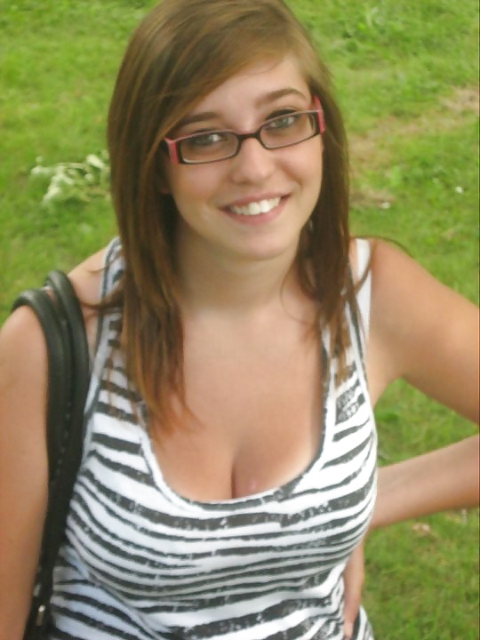 Jóvenes amor 2
 #32471690