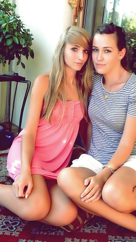 Jóvenes amor 2
 #32471693