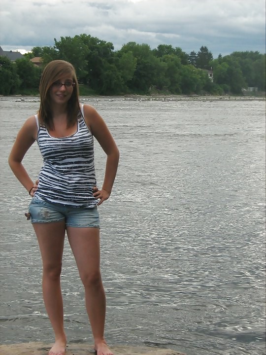 Jóvenes amor 2
 #32471708