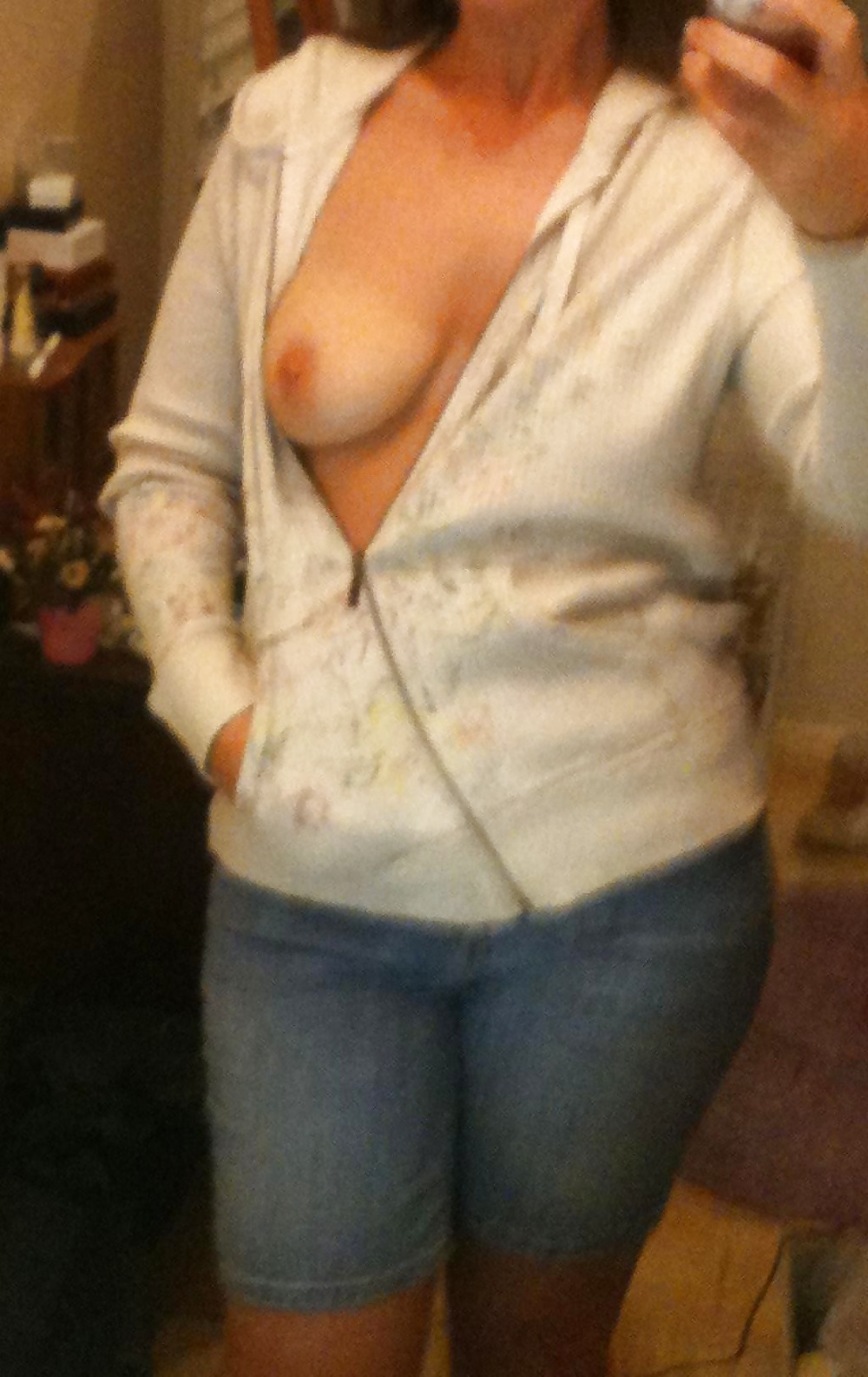 Topless en sudadera con capucha
 #32547344