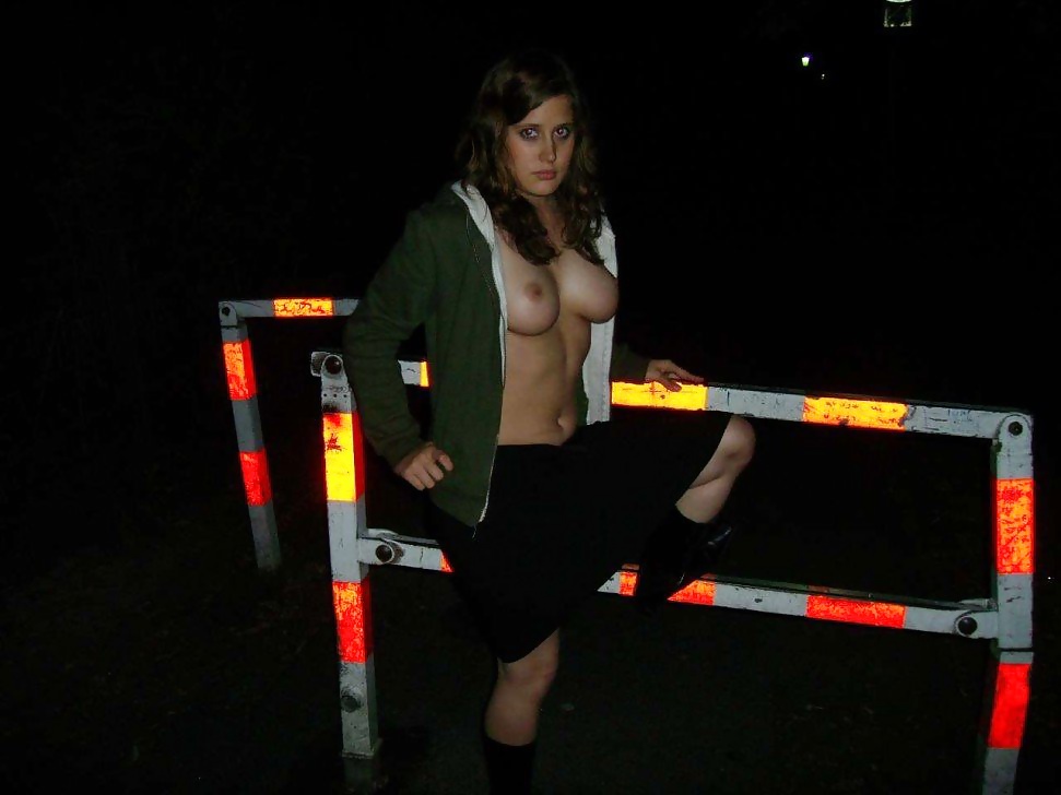 Public 14 outdoor flashing #29109529