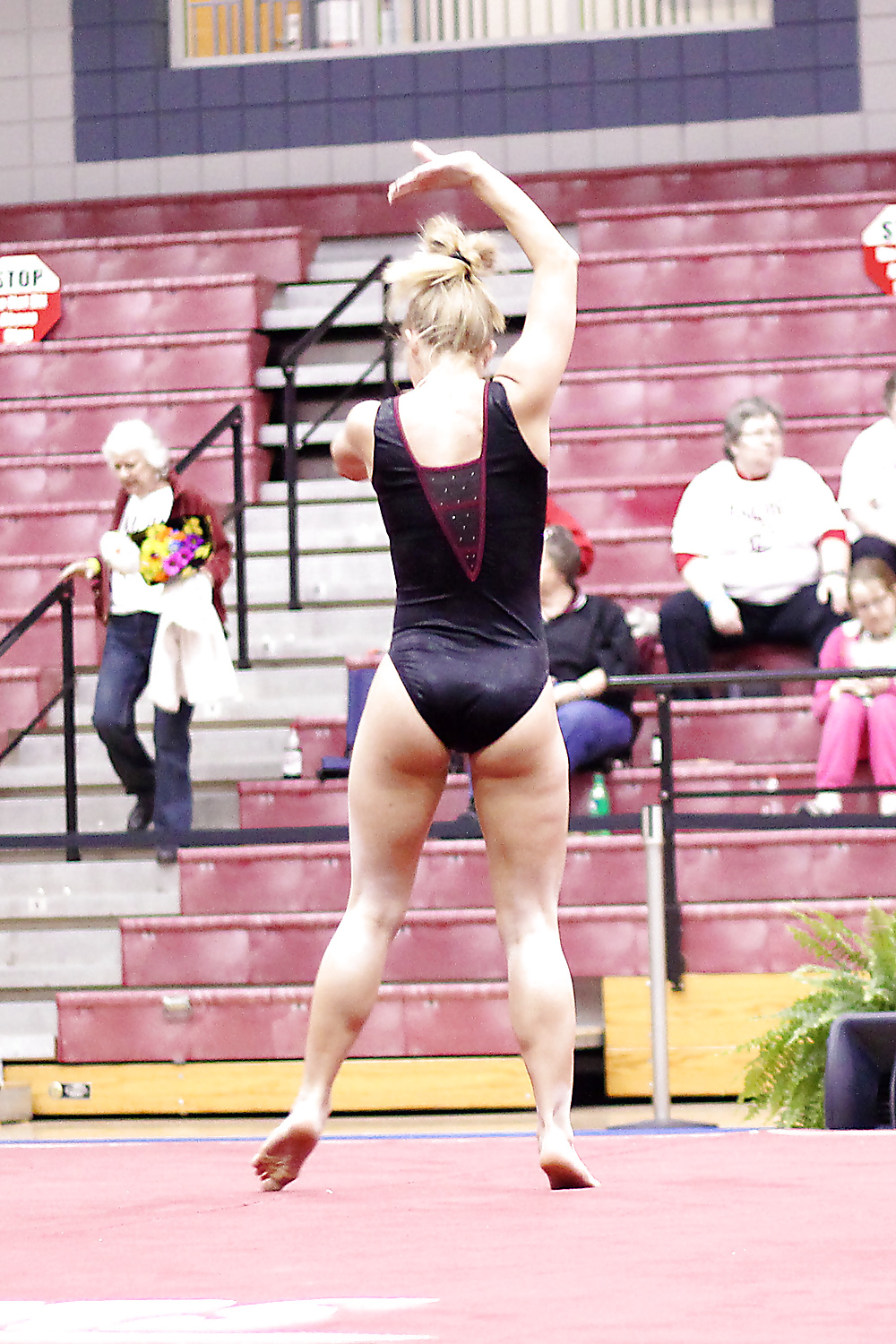 Pawg gimnasta brittany johnson
 #39939757